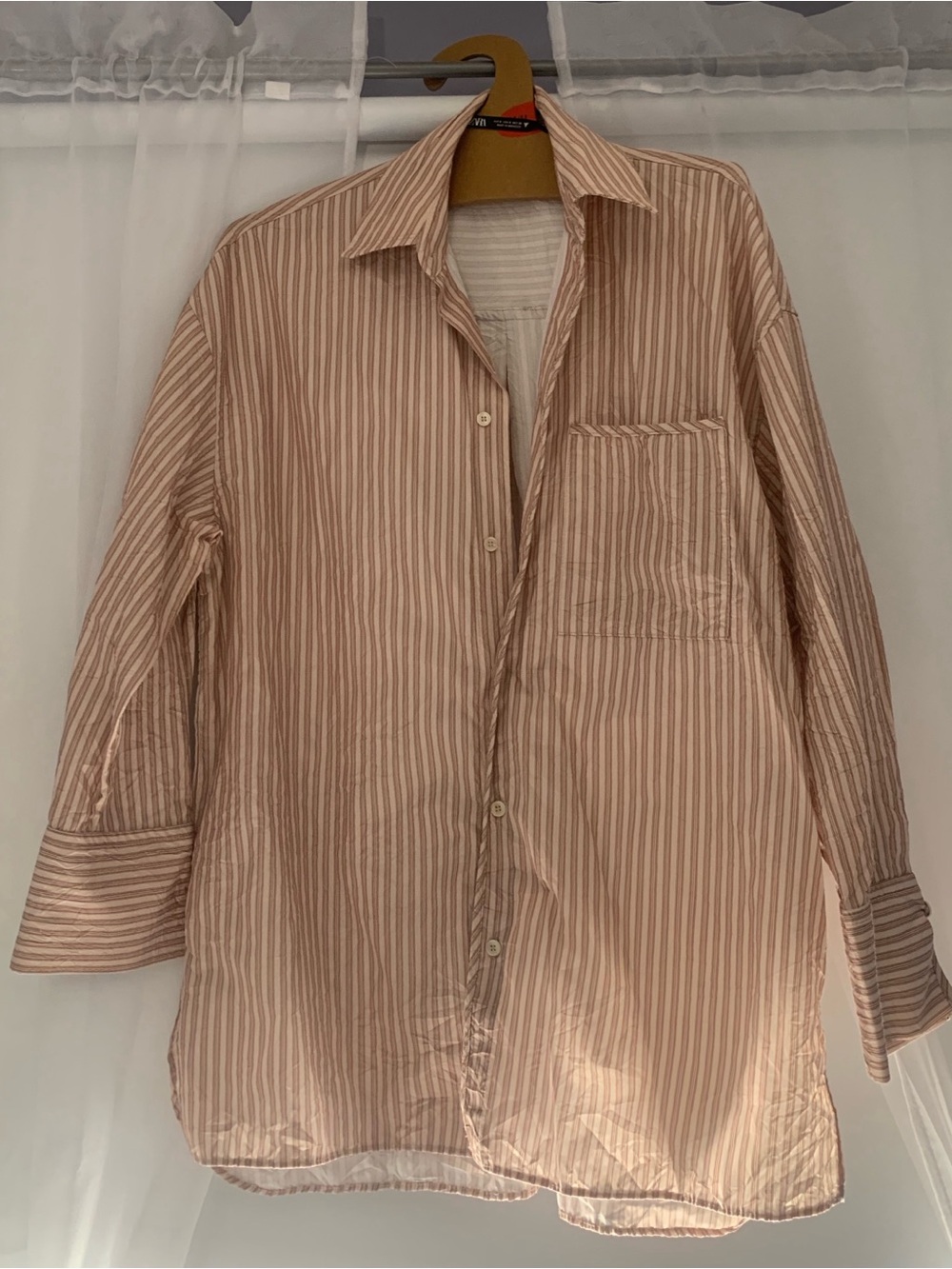 Zara Striped Oversized Shirt in Tan and Cream 
Size small 
Excellent condition